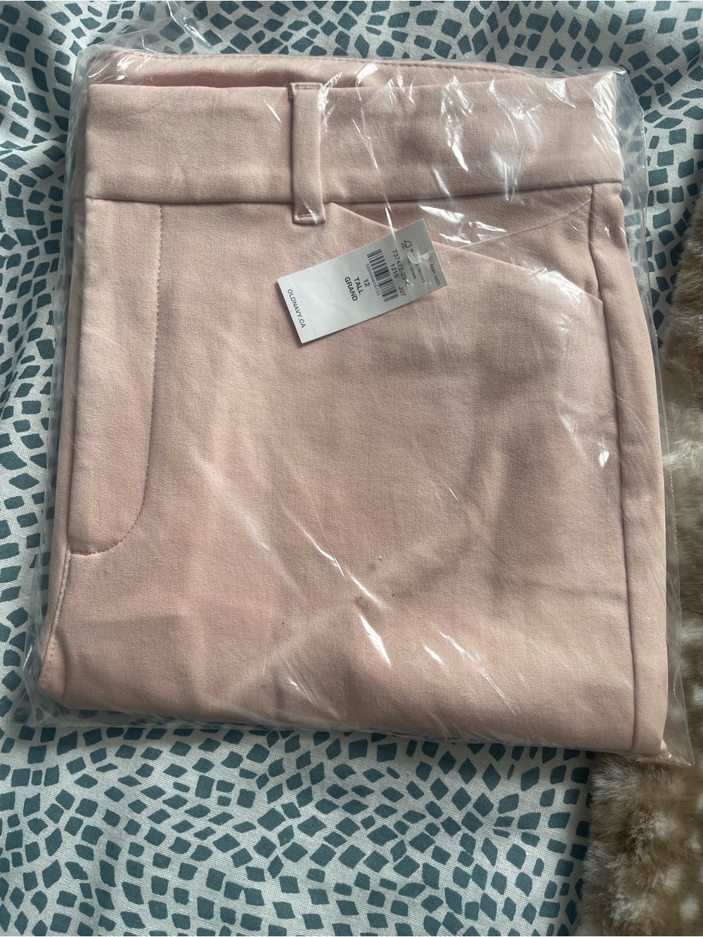 Old Navy Pink High-Waisted Pixie Skinny Pants